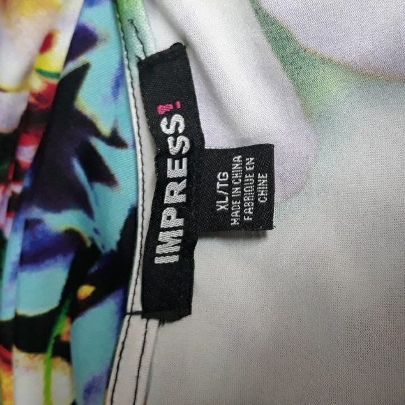 Garden Party Ruched Dress - Picture 8 of 9